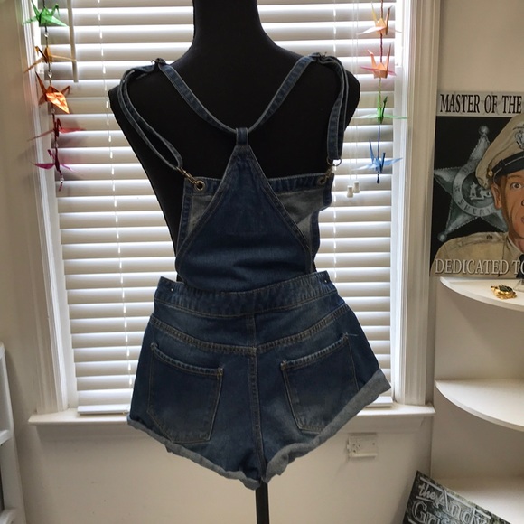 Forever 21 denim jumper shorts - Picture 2 of 3